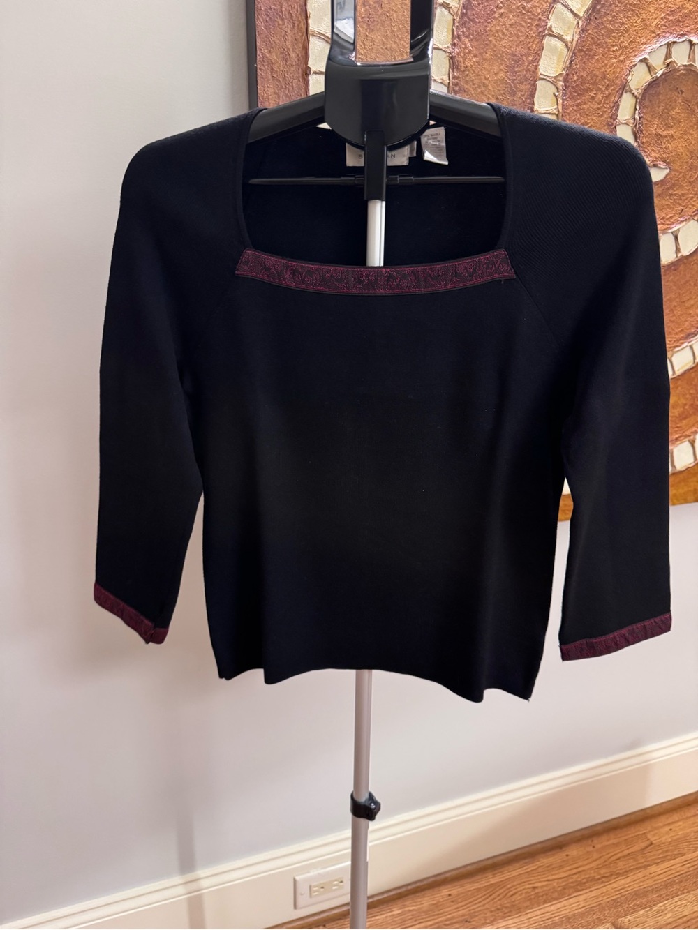 Dana Buchman Black Sweater with Burgundy Trim - Size L